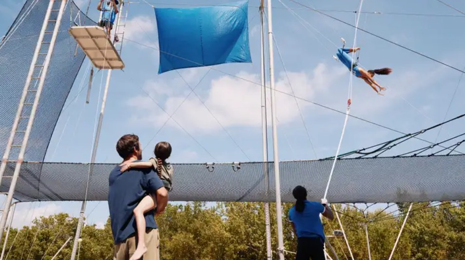 Atividades de aventura em resort all inclusive para famílias com crianças e adolescentes